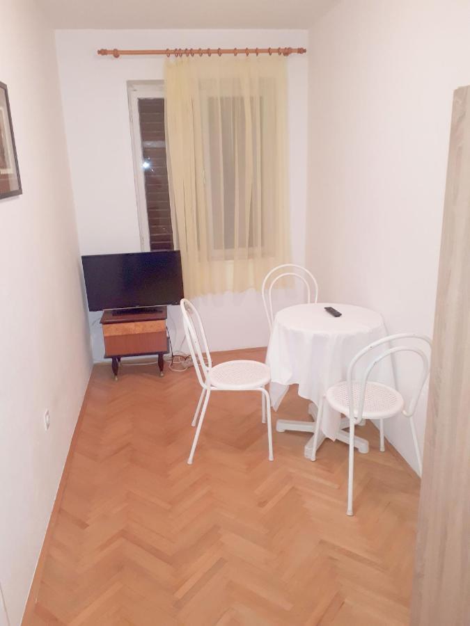 Pavlinovic Jure Apartment Makarska Bagian luar foto