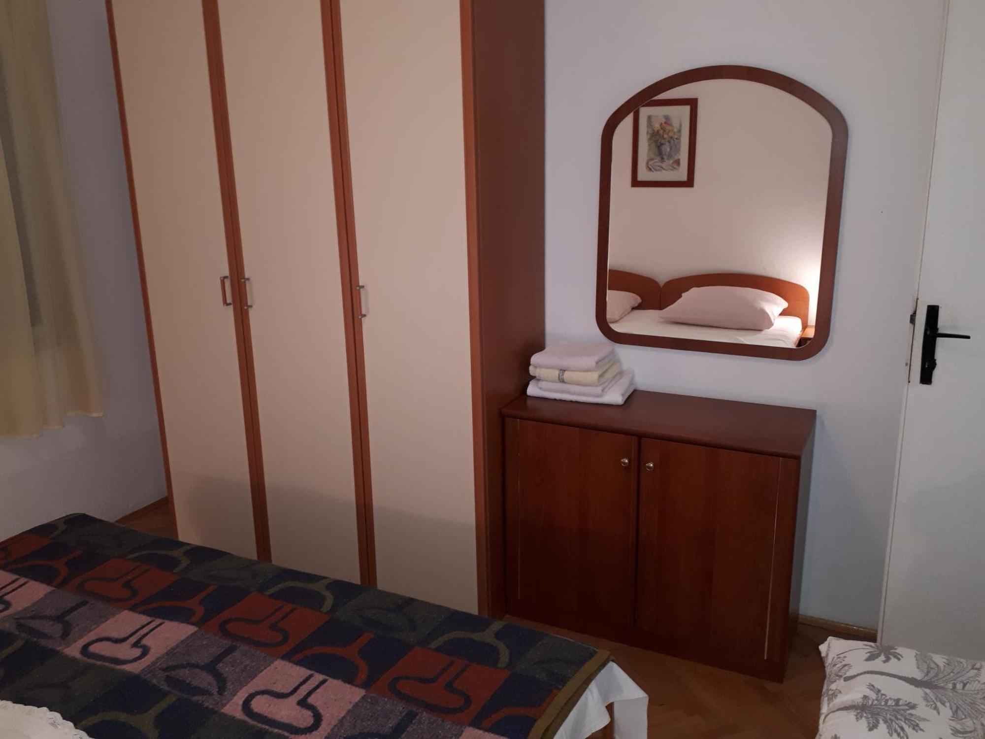 Pavlinovic Jure Apartment Makarska Bagian luar foto