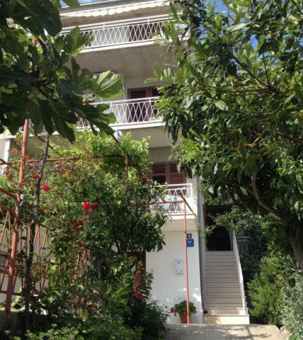 Pavlinovic Jure Apartment Makarska Bagian luar foto