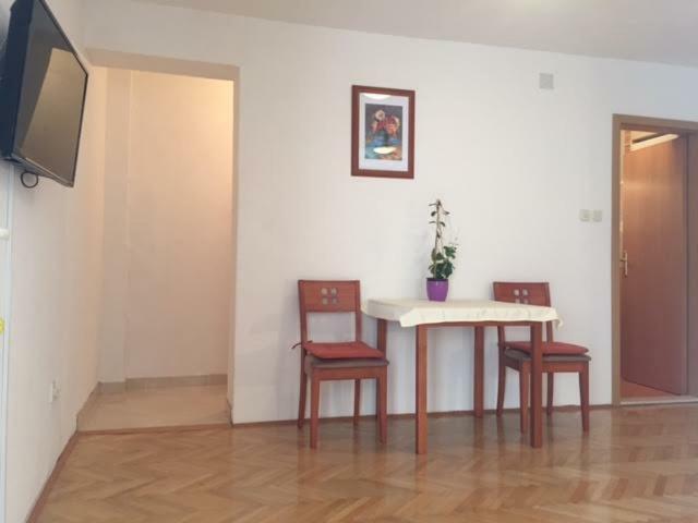 Pavlinovic Jure Apartment Makarska Bagian luar foto